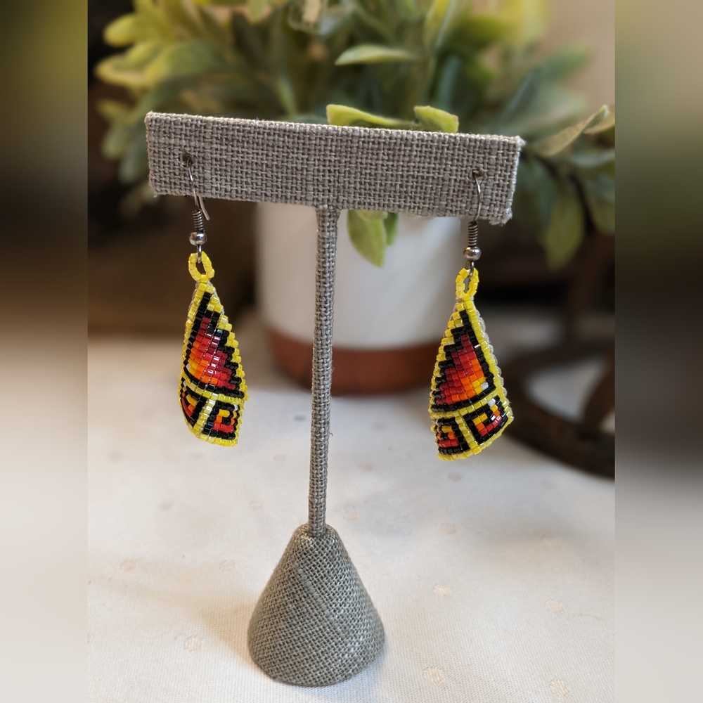 BEADED EARRINGS BY LATICIA JOE NAVAJO - Picture 1 of 2